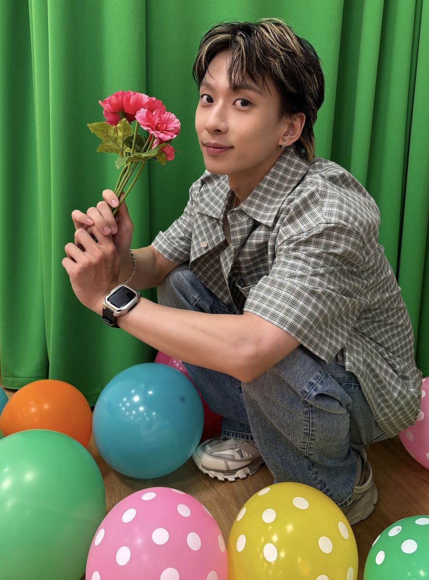 「誕生日配信」のオフショット