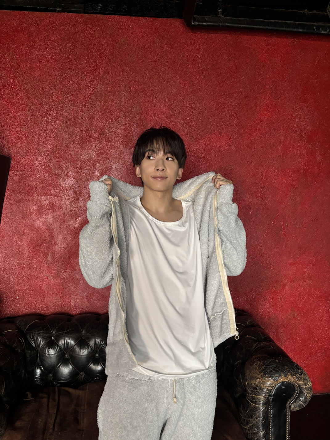 「Sion Yoshitaka 2nd Live "BREAK"グッズ撮影」のオフショット