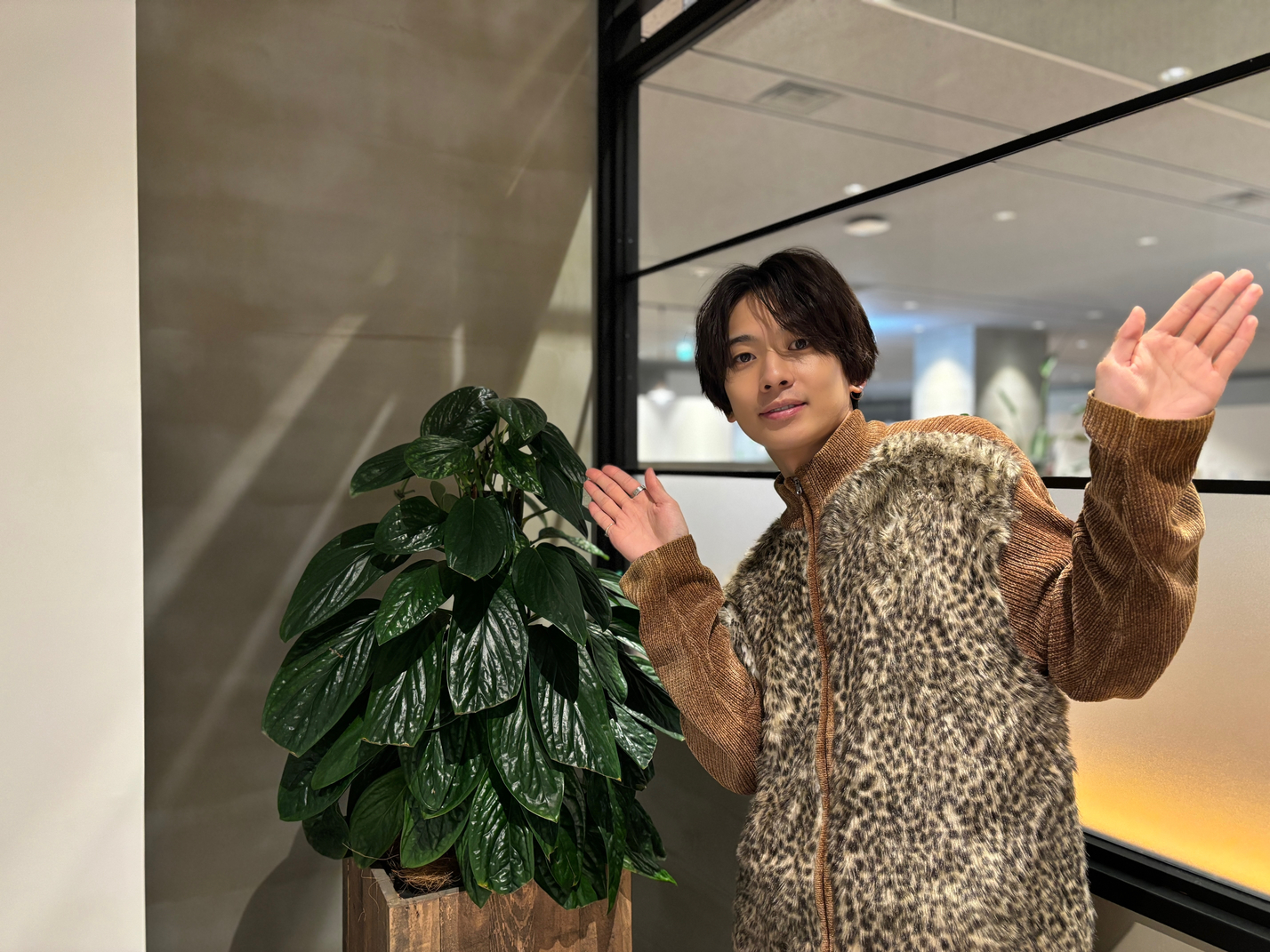 「sionの裏側」のオフショット